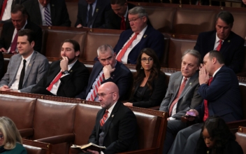 Here Are the 6 Republicans Who Voted ‘Present’ in the Final Vote for McCarthy’s House Speakership