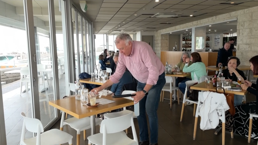 Australian Retirees Help Fill Labor Shortage