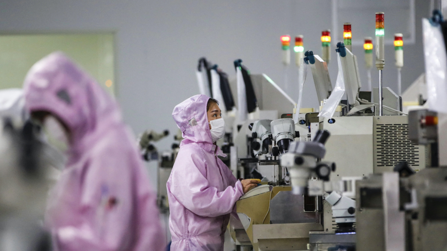 Thousands of Chinese Chip Companies Go Bankrupt in 2022 Following US Sanctions