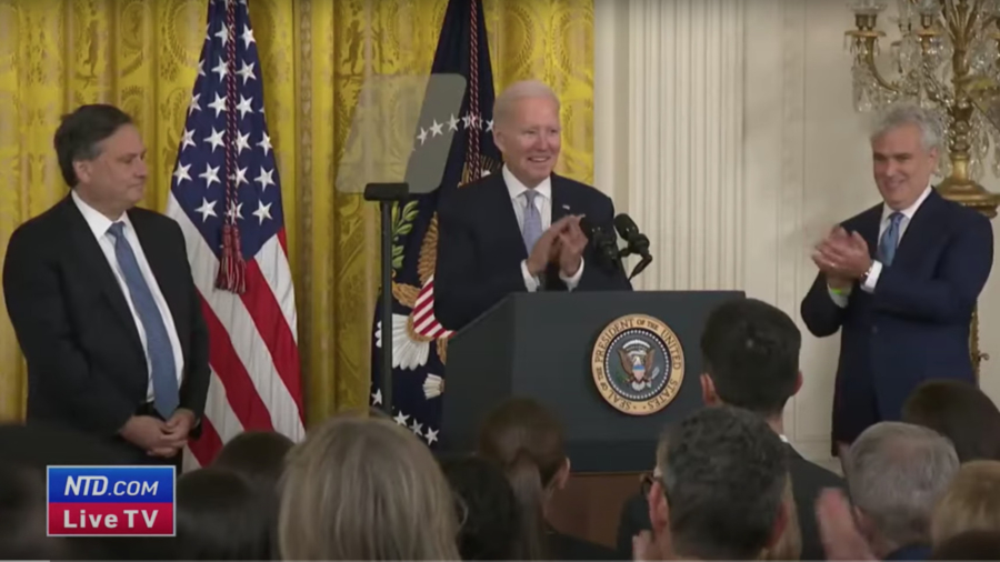 Biden Hosts Transition Event for His Chief of Staff