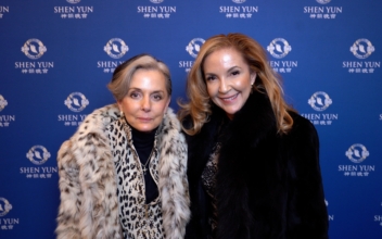 ’Moments That I Was Crying’: Shen Yun Patron