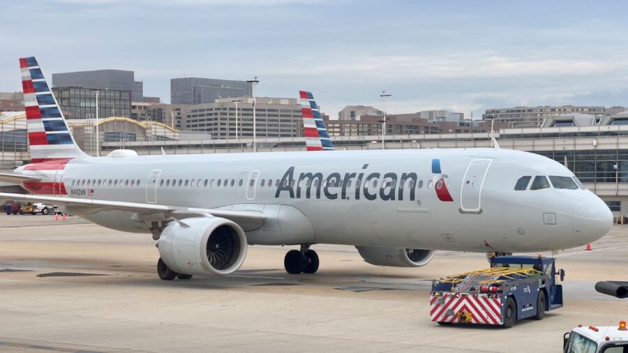 American Airlines Flight Diverted to Raleigh-Durham Airport Due to Disruptive Passenger