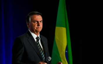 Bolsonaro Mulls Return to Brazil in Coming Weeks