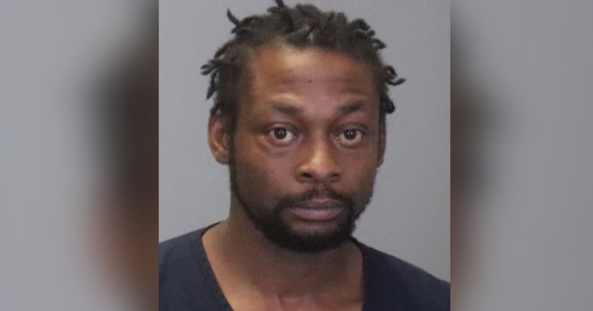 2 Arrested in Gas Station Shooting That Injured 9 Children NTD