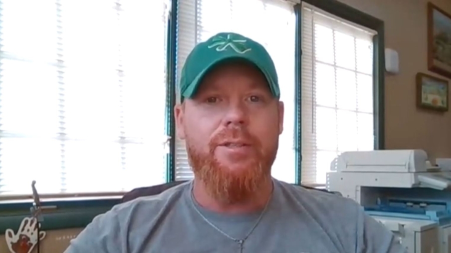 Veteran Uses Tiktok Fame to Spread Kindness