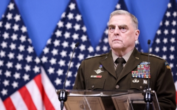 First US Missile Fired at Unidentified Object Over Lake Huron ‘Missed’: Gen. Milley