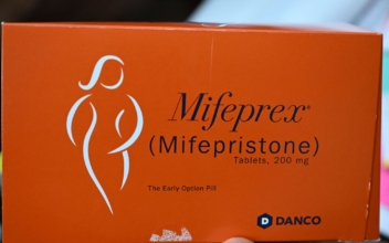 Texas Judge Considering Fate of Abortion Pill; Ruling Expected ‘As Soon As Possible’