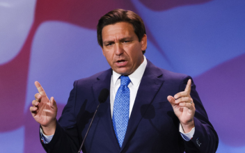 DeSantis Suggests Moving Federal Agencies Outside of Washington to End ‘Accumulation of Power’