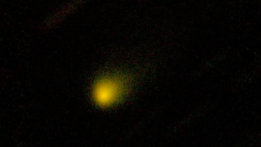 ‘Green Comet’ Flies by Earth