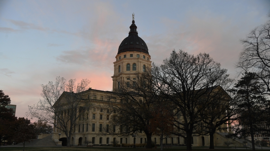 Kansas: $304 Million Committed to Chip Plant to Draw Federal Funds