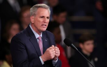 McCarthy Breaks Silence on Giving Jan. 6 Footage to Tucker Carlson