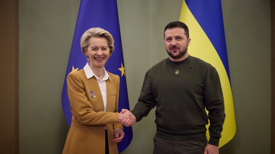 Zelenskyy Vows to Defend 'Fortress' Bakhmut, Hosts EU Leaders in Kyiv