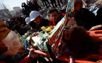 Death Toll in Turkey, Syria Quake Tops 33,000; Turkey Starts Legal Action Against Builders
