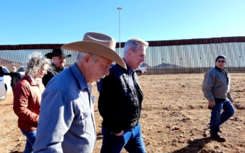 McCarthy in Arizona to Highlight Border Crisis
