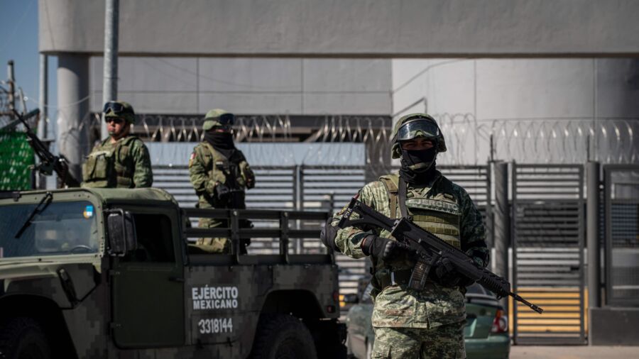 Mexican Troops, Border Residents Clash After 5 Shot, Killed