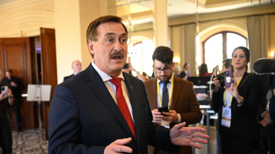 Mike Lindell Says He Will Sue Speaker McCarthy for Sharing Jan. 6 Footage With Tucker Carlson