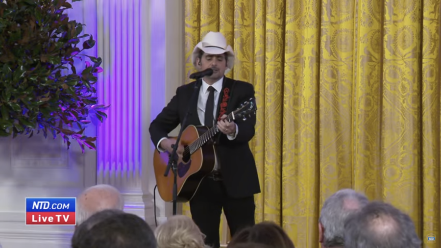 Country Singer Brad Paisley Performs for National Governors Association Members