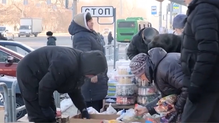 Russian Seniors Live on Expired Food