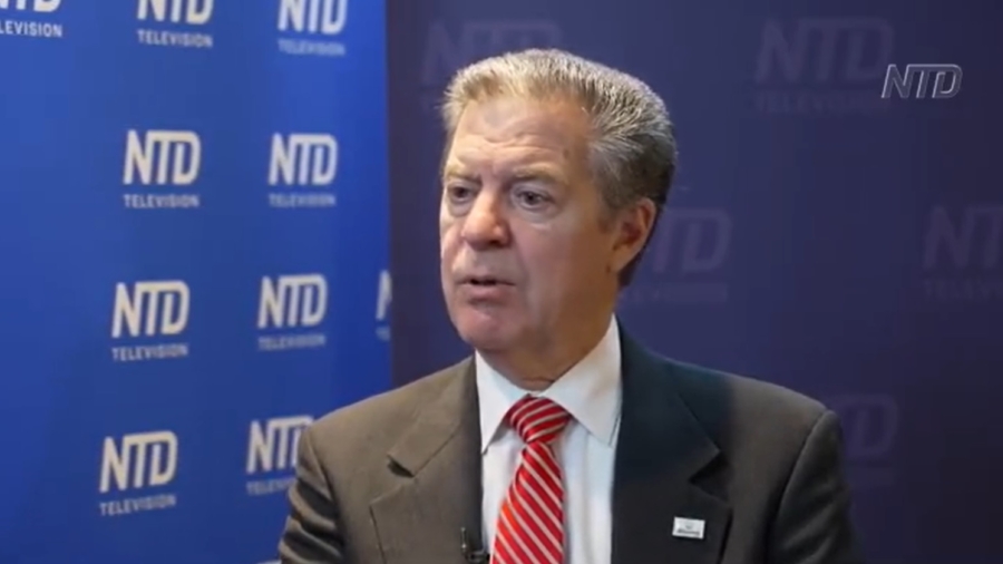 Companies Should Pick a Side, West or China: Brownback