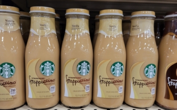 Some Starbucks Vanilla Drinks Are Recalled, Might Have Glass in Them