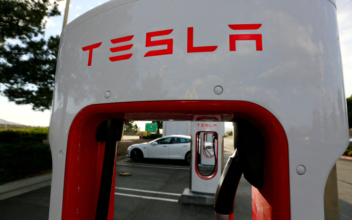 Tesla Recalls 362,000 US Vehicles Over Full Self-Driving Software