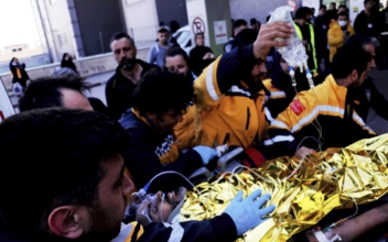 Turkey: Couple Saved 296 Hours After Quake, but Children Die