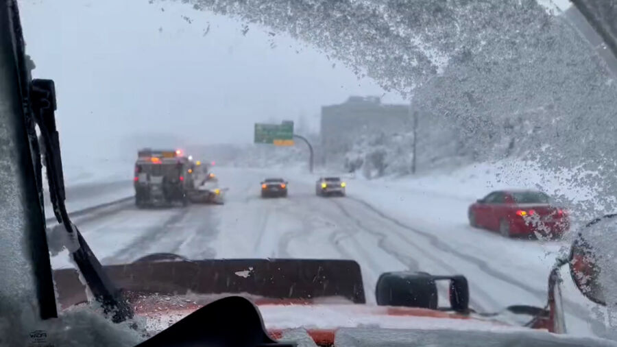 More Than 1,700 Flights Canceled as Winter Storm Hits US