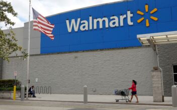 Walmart Has ‘A Lot of Trepidation’ About Economy, as Consumers Feel ‘Very Pressured’