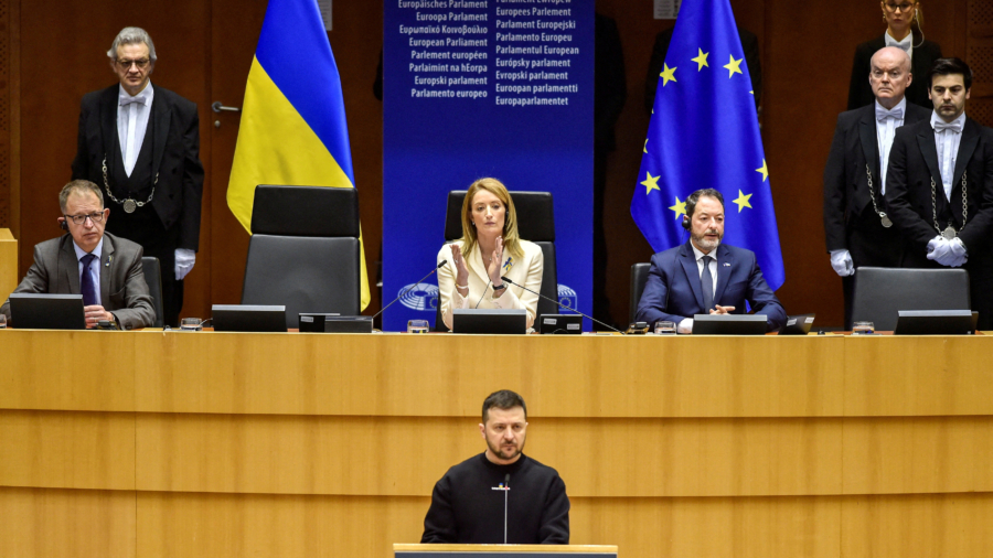 Zelenskyy Hopes for EU Jets, Gets Standing Ovation in Brussels