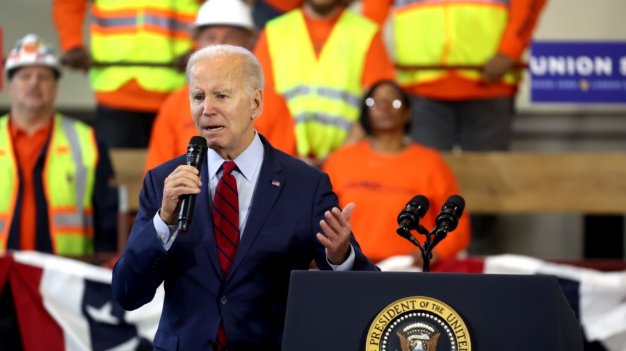 ‘Stray Papers’: Biden Downplays Contents of Classified Documents