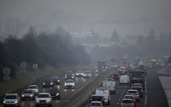 European Parliament Approves Law to Ban Sale of New Gas, Diesel Cars by 2035