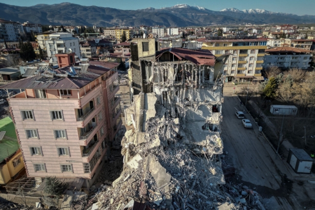 destroyed-building