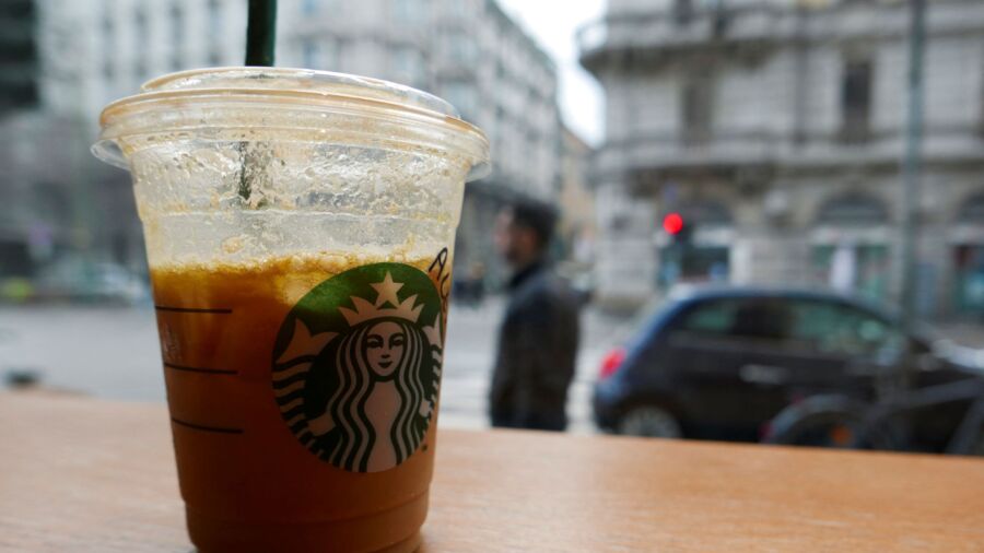 Starbucks Offers a Dash of Olive Oil With Its Coffee in Italy