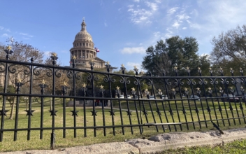 Driver Arrested After Crash Through Fence at Texas Capitol