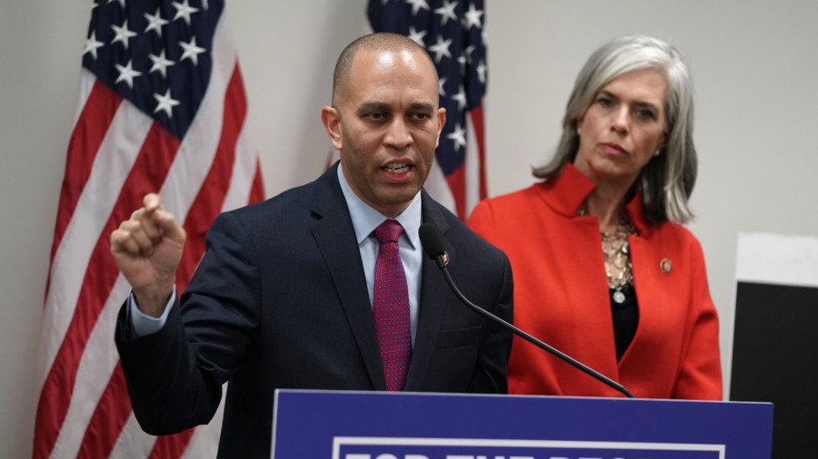 Senate Democrats Hold Weekly Press Conference (Feb.1)