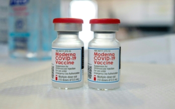Moderna Reverses Course, Says People Won’t Have to Pay for COVID-19 Vaccine