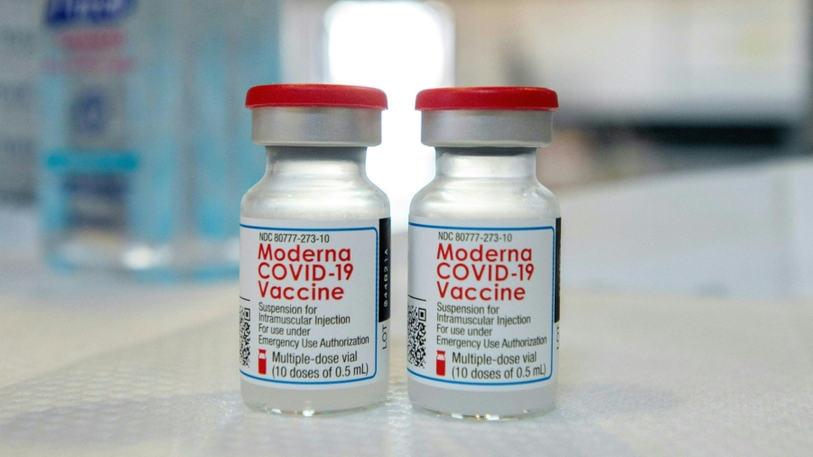 Moderna Reverses Course, Says People Won’t Have to Pay for COVID-19 Vaccine