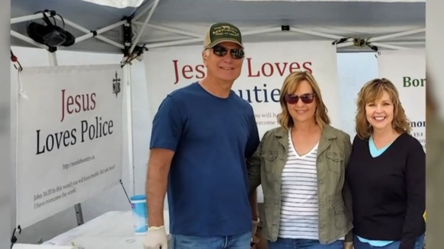 'Morale Boosters' Organization Seeks to Boost Morale of Law Enforcement