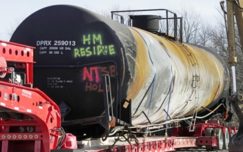 West Virginia Drinking Water Still Clear of Derailment Toxin