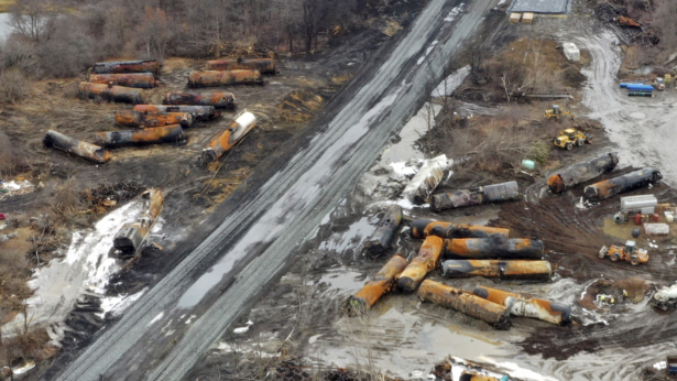 train derail cleanup