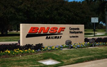BNSF: Arizona Train Derailment Feared to Involve Hazardous Materials Was Carrying Corn Syrup