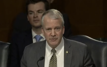 Media Narratives of ‘Extremists’ in Military Are Affecting Recruiting: Sen. Sullivan