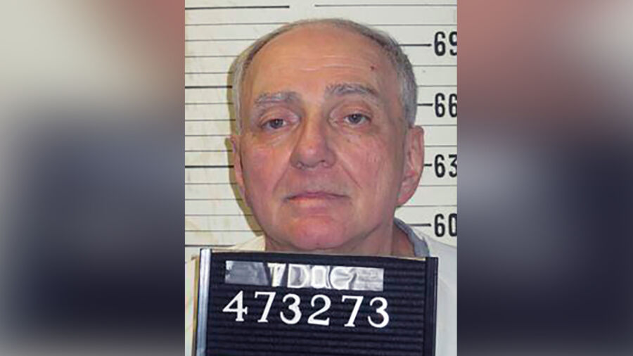 Death Row Inmate Who Acted as Own Attorney Seeks New Trial
