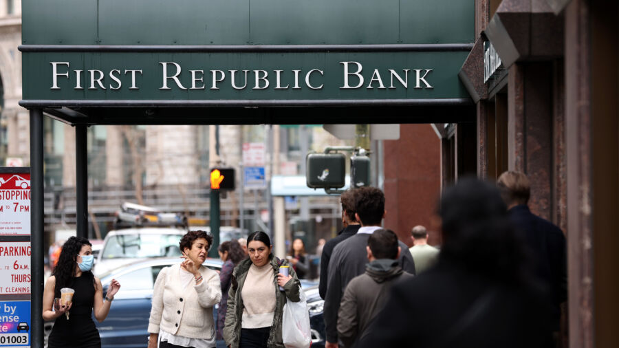 First Republic Gets $30 Billion Rescue From Top US Banks