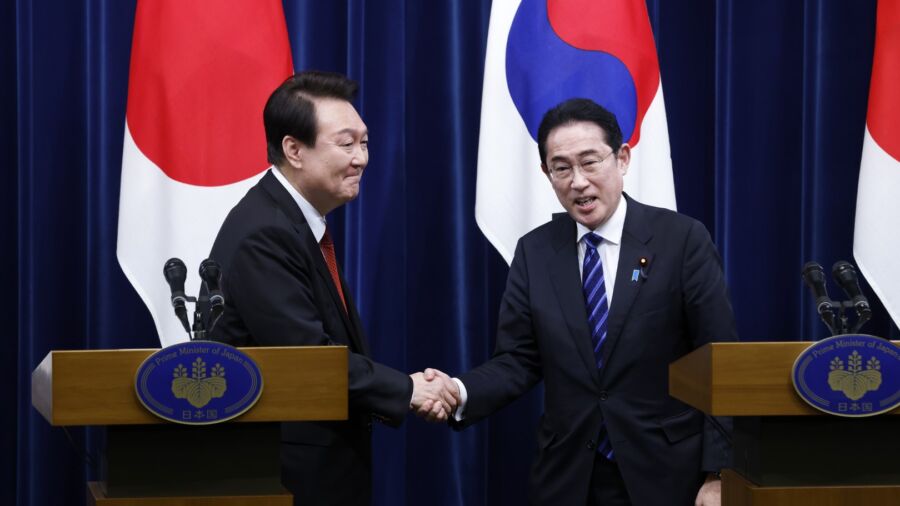 Japan, South Korea Work to Soften Historic Rivalry