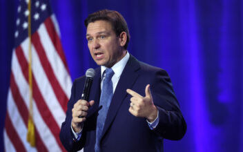 DeSantis Signs Florida’s Universal School Choice Bill