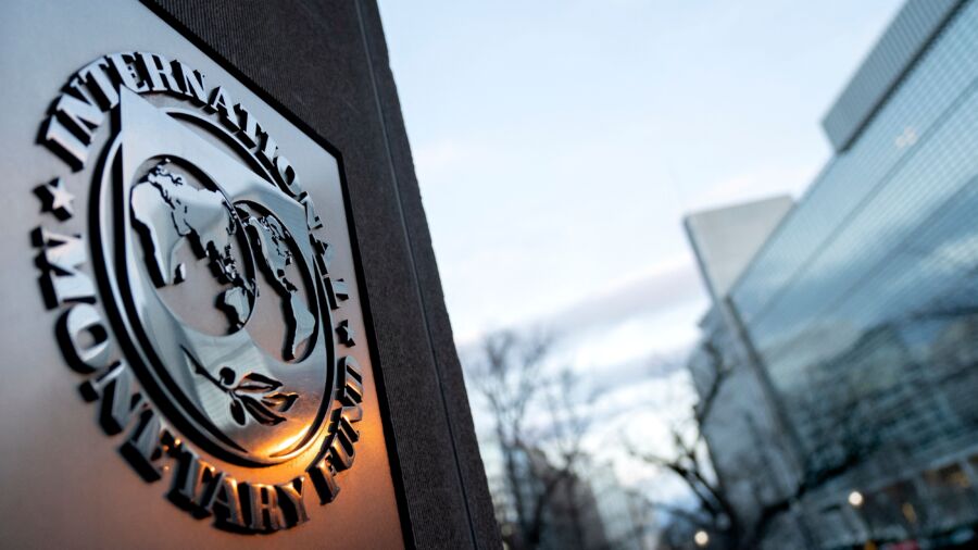 IMF to Offer Ukraine $15.6 Billion Financial Package