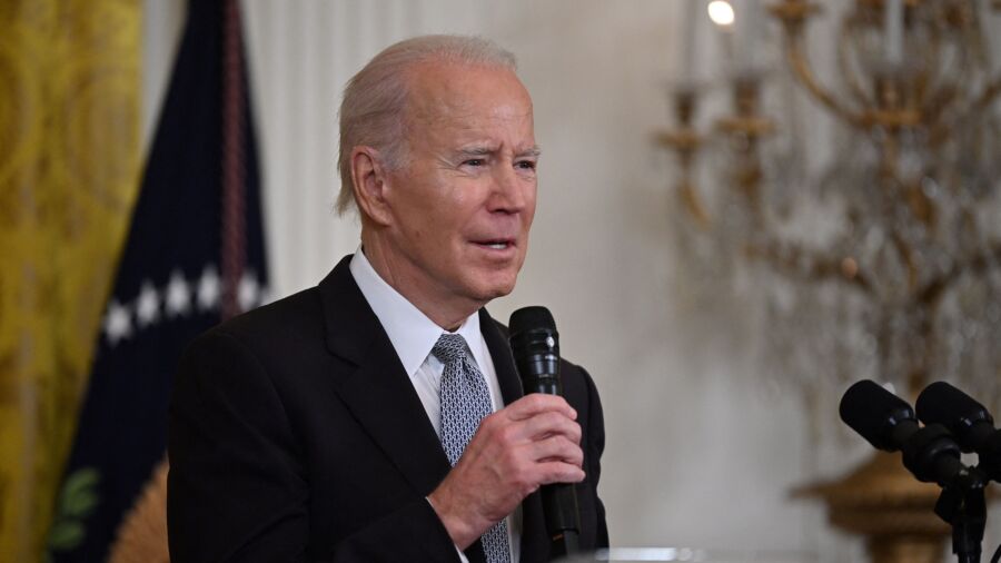 Biden Issues First Veto, Blocks Anti-ESG Investment Measure