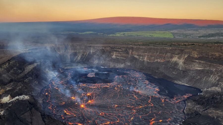Eruption at Hawaii’s Kilauea Volcano Stops After 61 Days
