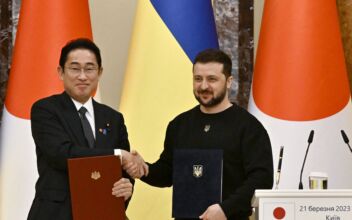 Japanese Prime Minister Kishida Makes Surprise Visit to Ukraine, Meets Zelenskyy